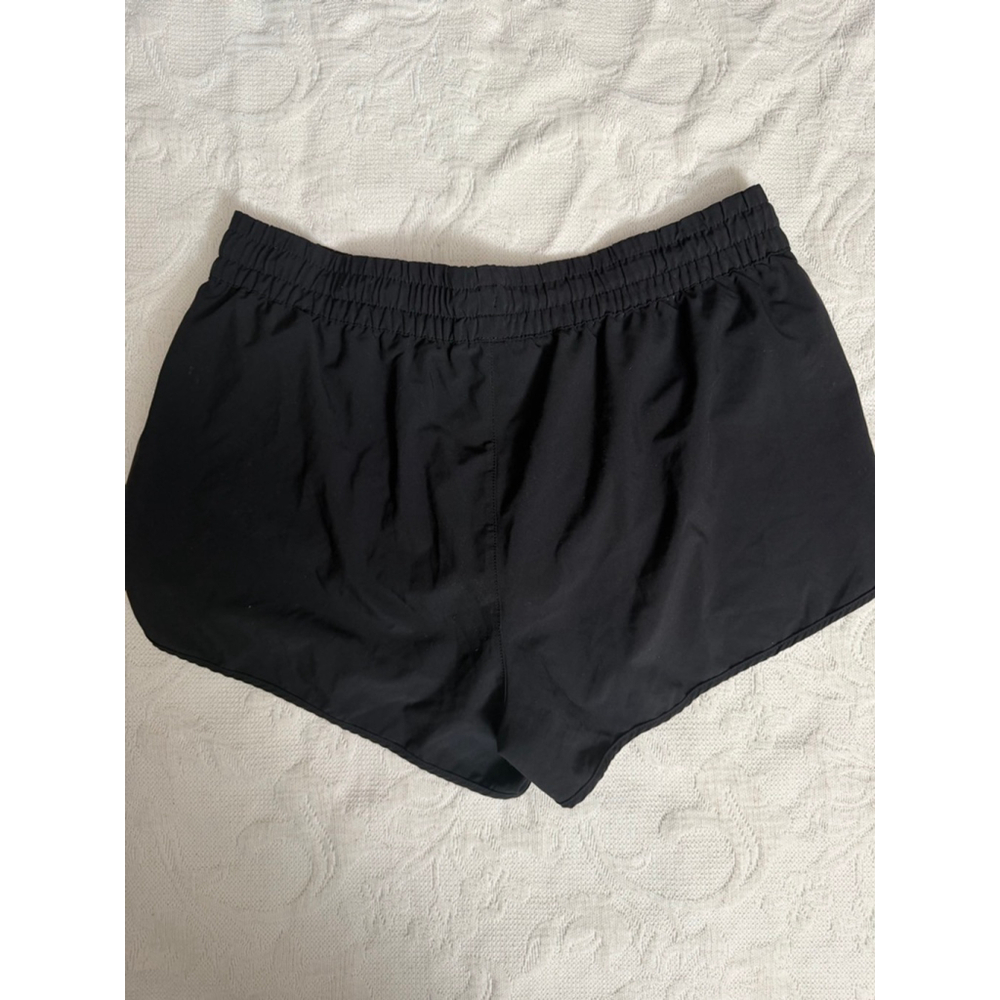 Women’s Vuori Clementine black shorts size XL - Picture 4 of 8
